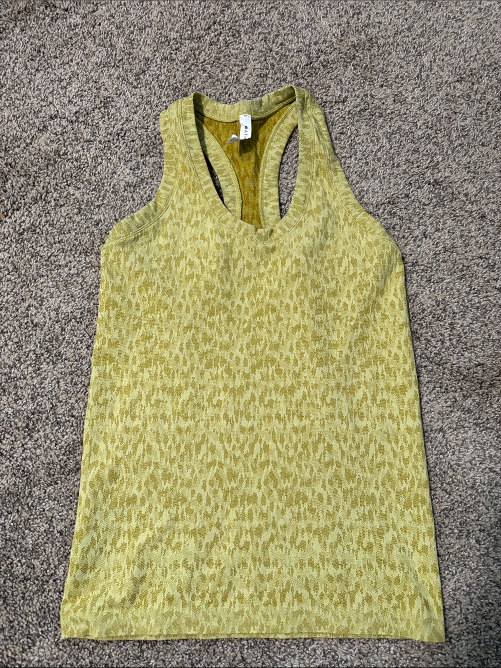 Athleta Momentum Tank Top size XS